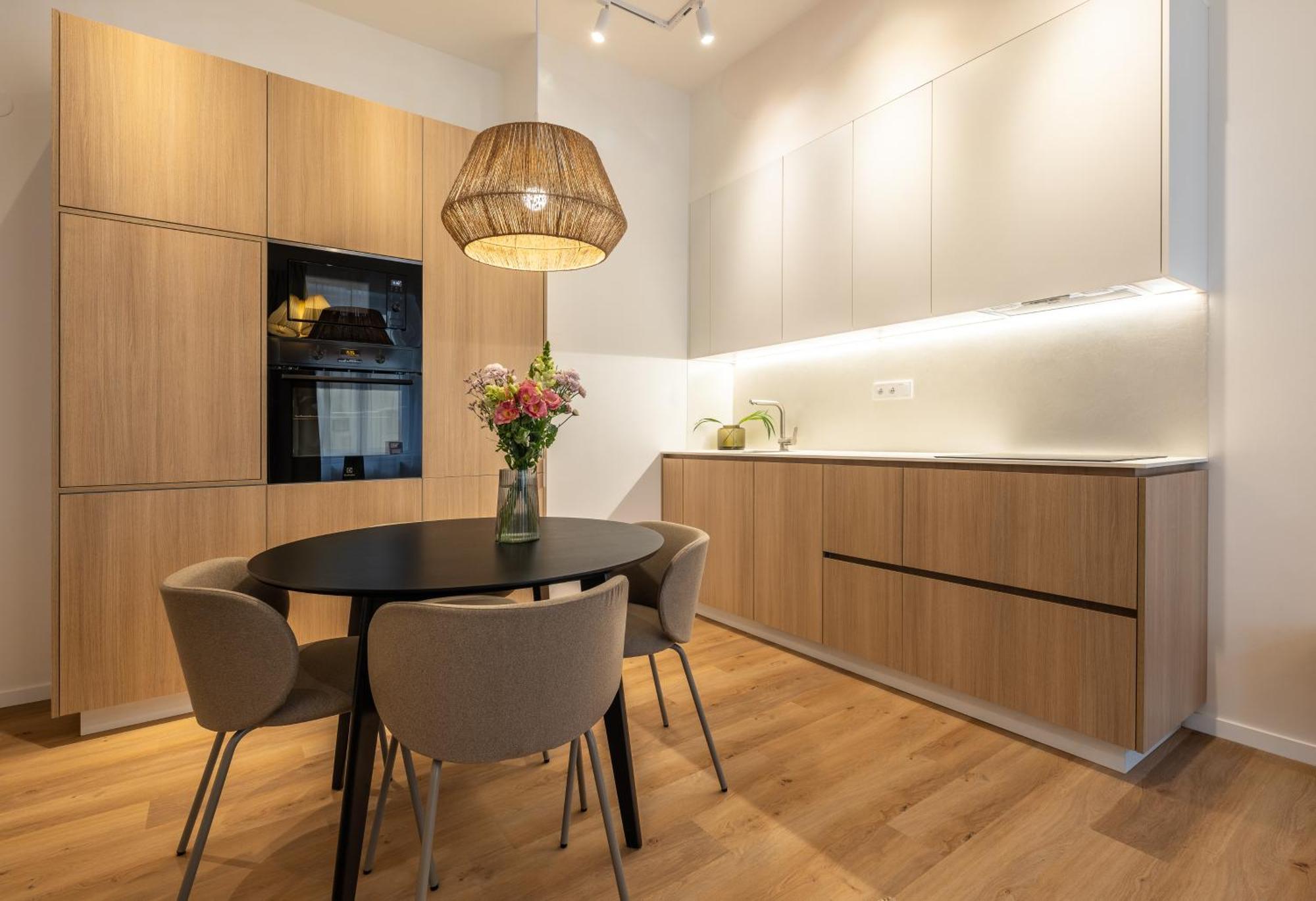 Boho Renovated Close To National Theather Prag