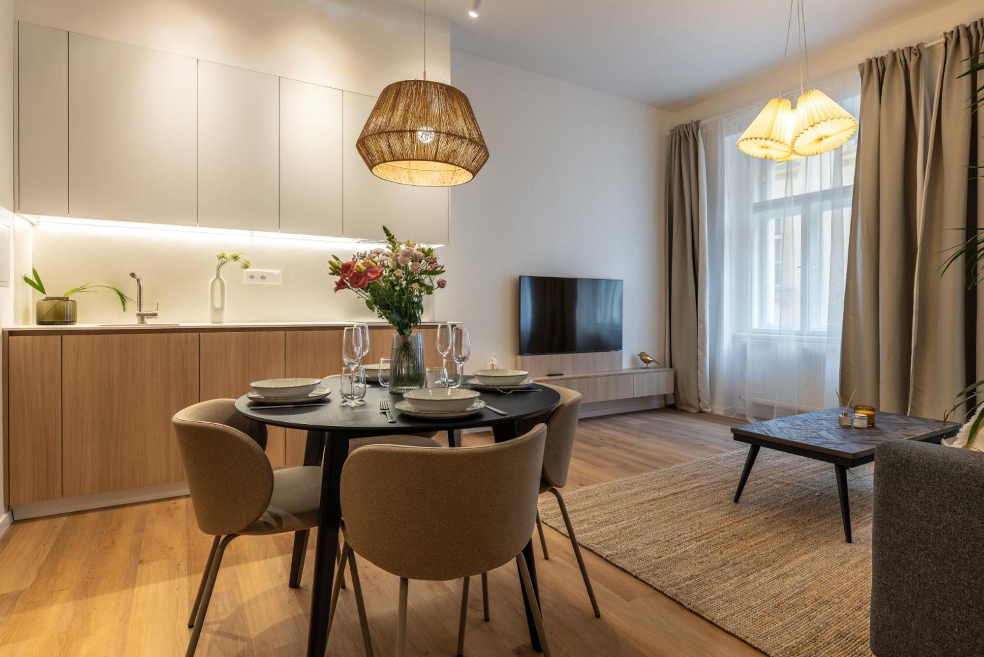 Boho Renovated Close To National Theather * Prag